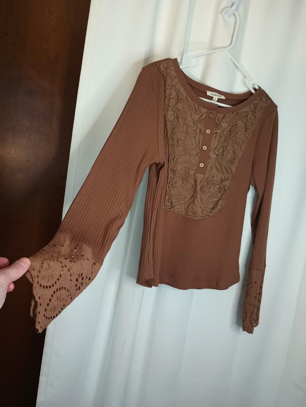 Oli & Hali Women's Forest Fairy Grunge Ribbed Henley L Brown Eyelet Boho NWOT